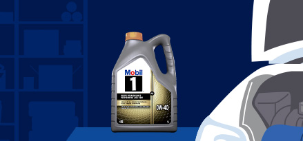 0W-40 syns i bagageutrymmet på en bil